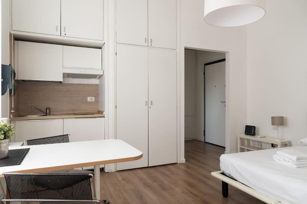 Youhosty - Garibaldi72 Milano Ngoại thất bức ảnh